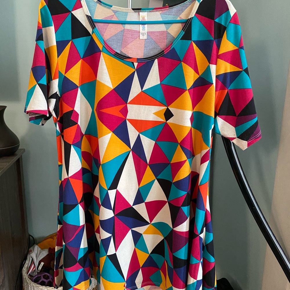 Lularoe perfect T